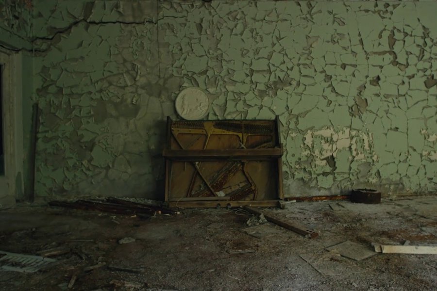 Visions du Réel with Pripyat Piano and Wolves at the Borders