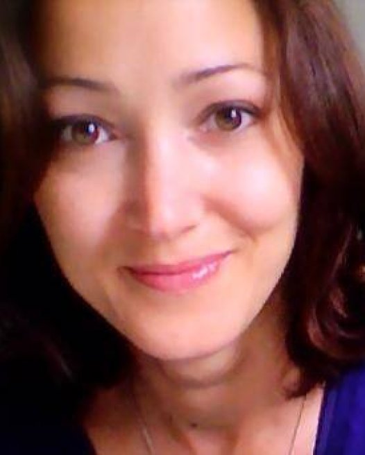Khadidja Benouataf