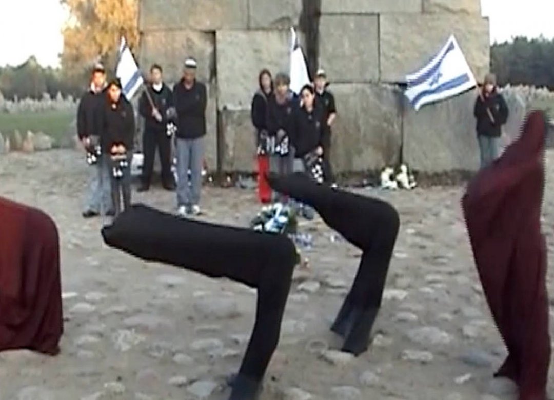 #uploading_holocaust