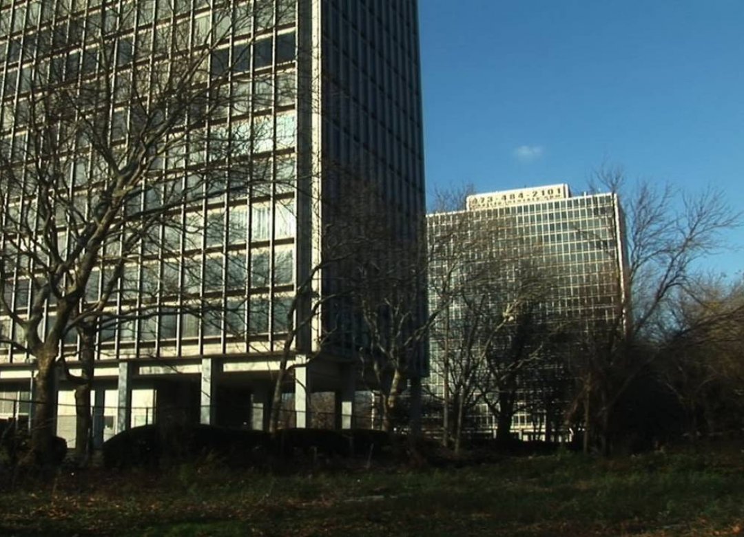 Colonnade Park