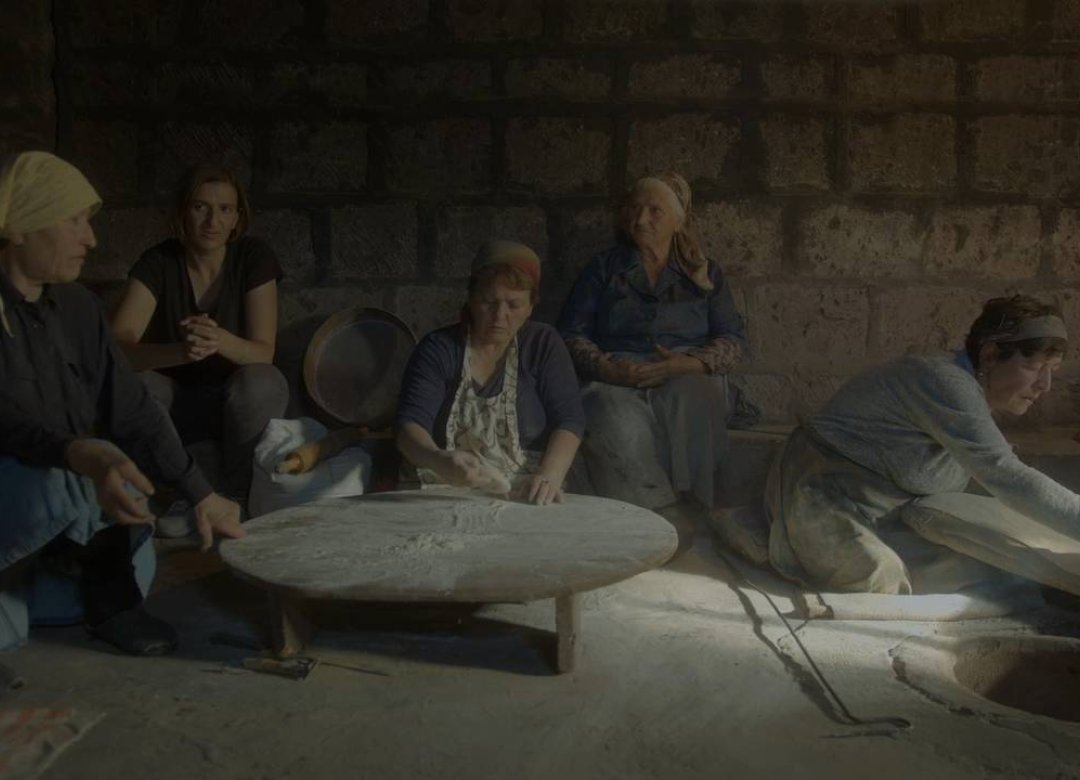 TONRATUN The Armenian History told by women