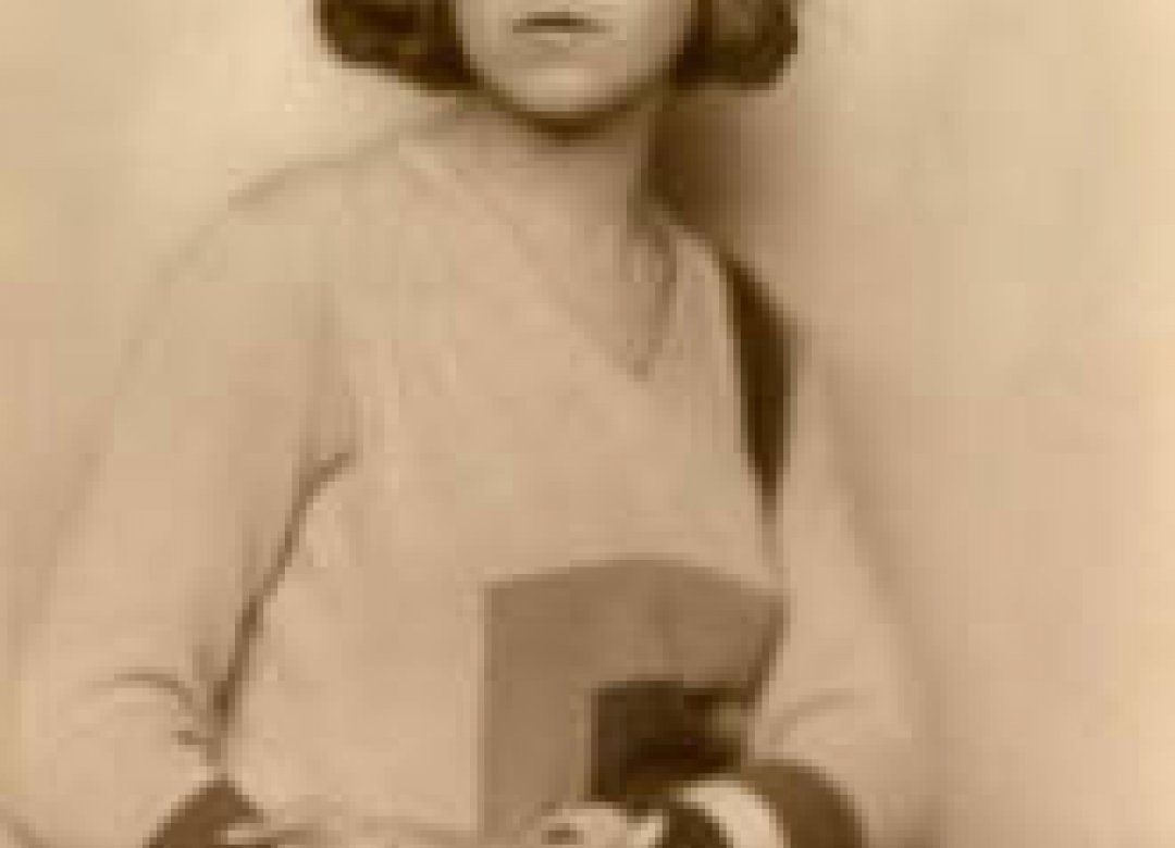Miss Universe 1929  - Lisl Goldarbeiter. A Queen In Wien
