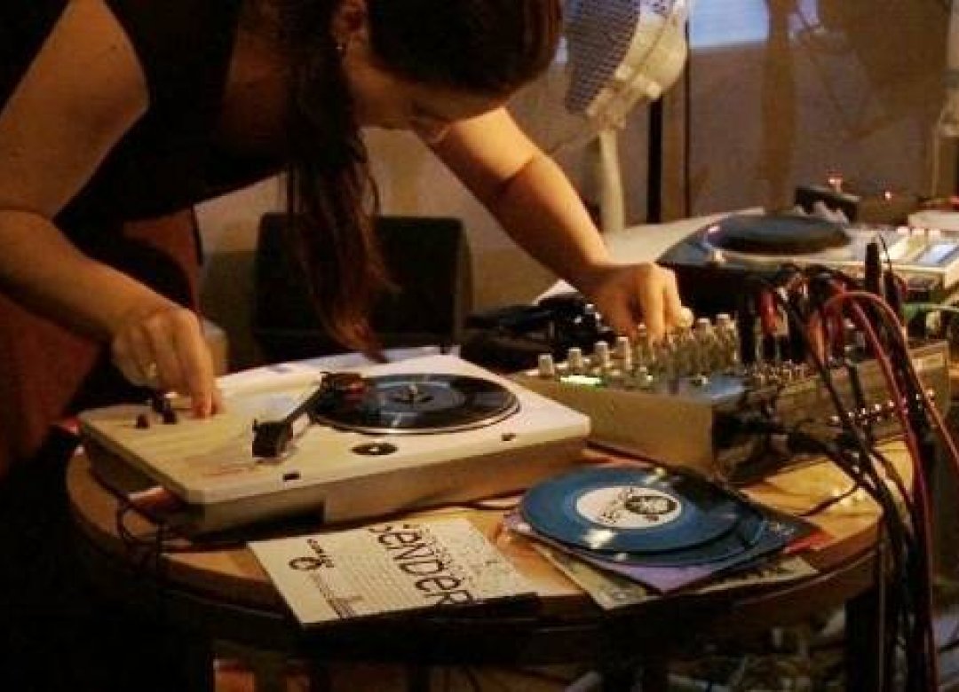 VINYL (Příběhy z vídeňského podzemí)