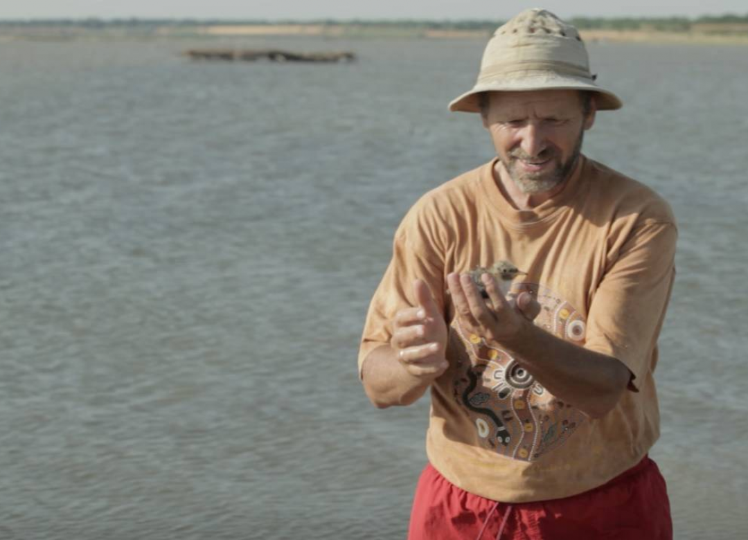 Lagoons. A Battle for Paradise